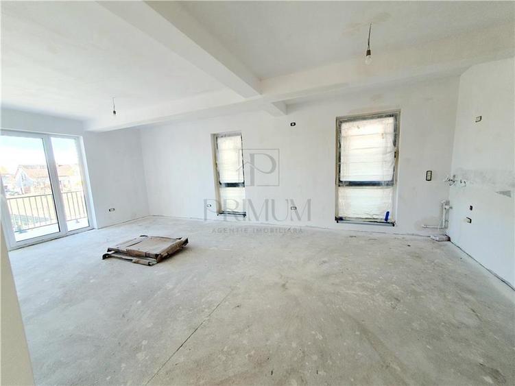 DUMBTAVITA - 3CAM - SPATIOS - 2 LOCURI DE PARCARE - CENTRALA PROPRIE/AC - 4