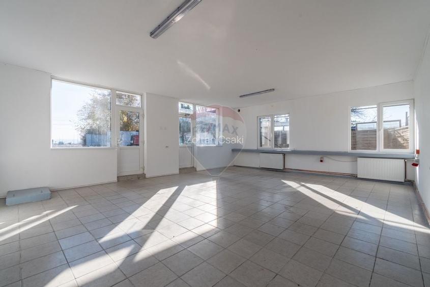 Spatiu de inchiriat Jucu Herghelie, cu toate utilitatile, curent 380V