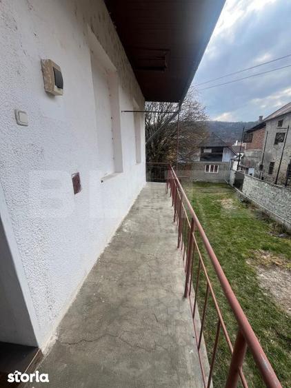 Casa Monument Istoric, Ultracentral Bistrita, 225mp curte, 2 intrari - 10