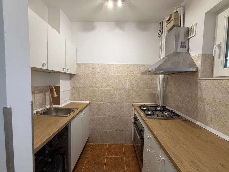 Apartament 2 camere, semidecomandat, 40 mp, metrou, Aparatorii Patriei - 4