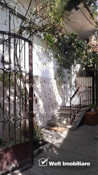 Casa 4 camere, dispusa ultracentral, zona istorica, Cluj-Napoca