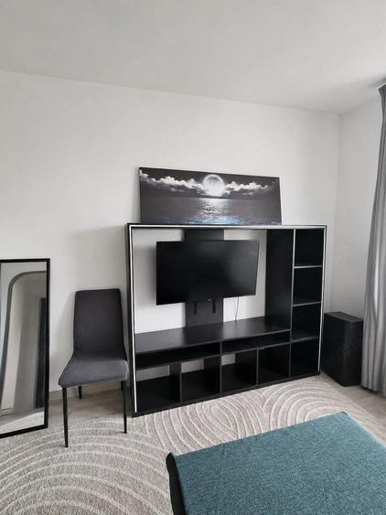 Apartament cu 2 camere semidecomandat în Vest