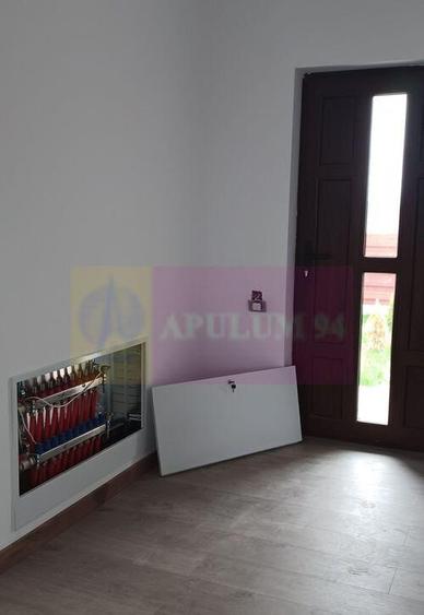 Sabareni, casa noua, 3 camere, 2 bai, bucatarie, t... - 1