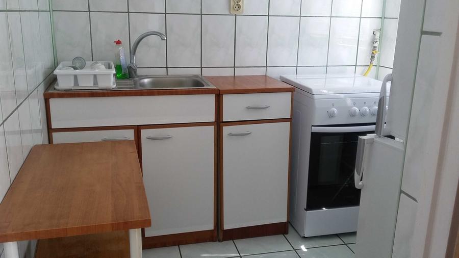 TITAN - 6 minute metrou - Garsoniera MODERNA - 3