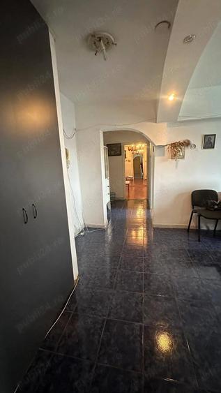 Apartament 4 camere Teiul Doamnei - Urgent - 1