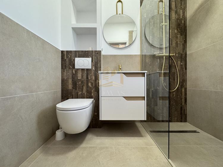 Duplex cu 4 camere cu Canalizare în Iris