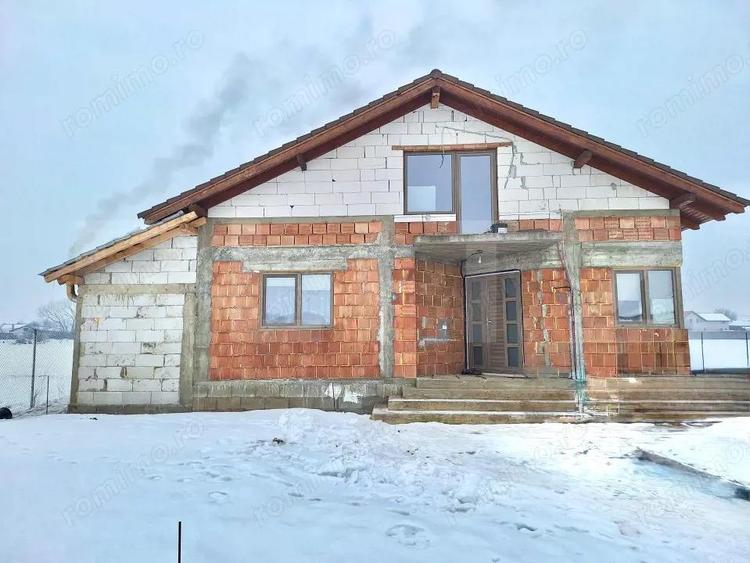 Casa individuala,4 dormitoare,teren 611 mp,Vintu de Jos - 3