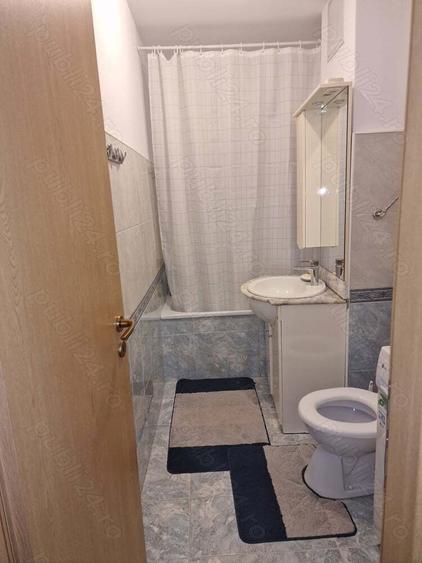 Proprietar vand apartament cu 4 camere etajul 1 pe strada Irlanda, zona Lipovei - 1