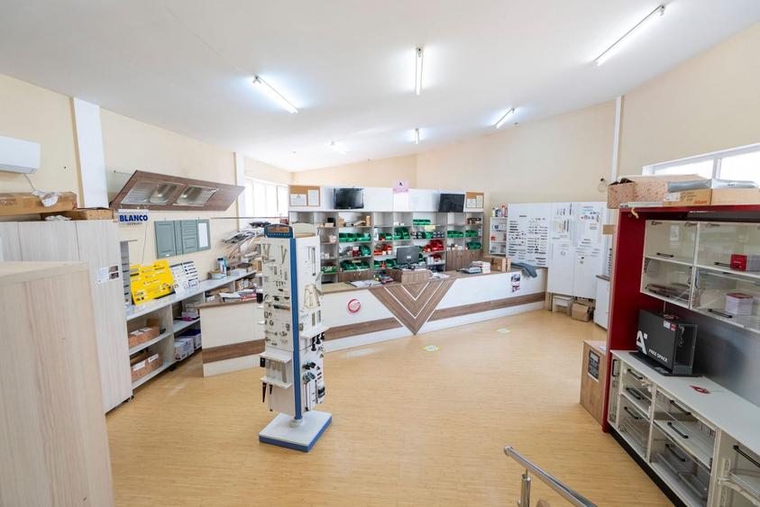 Spatiu Comercial, cu depozit, locuri de parcare, Iosia - 6