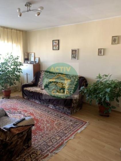 Apartament 4 camere - 5