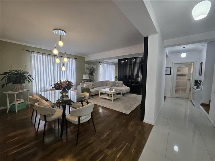 Vila P+1+M 270 mp - Militari Residence   priza EV - 1