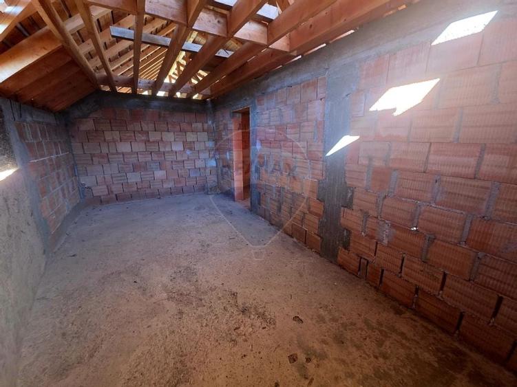 Casă / Vilă cu 5 camere de vânzare - 19