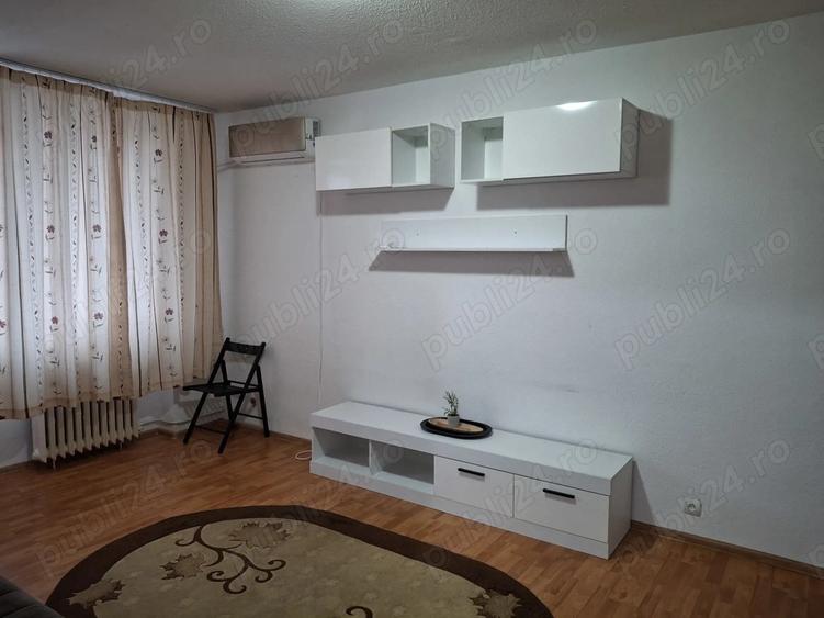 Particular inchiriez - 7