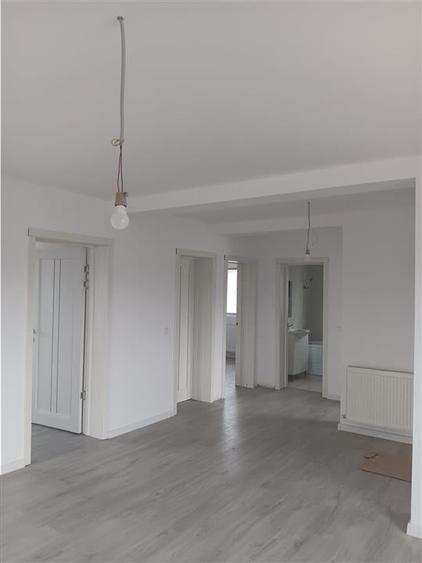 Barnova CASA PARTER su 101mp 4cam 2 bai 450mp teren toate utilitatile la gata - 3