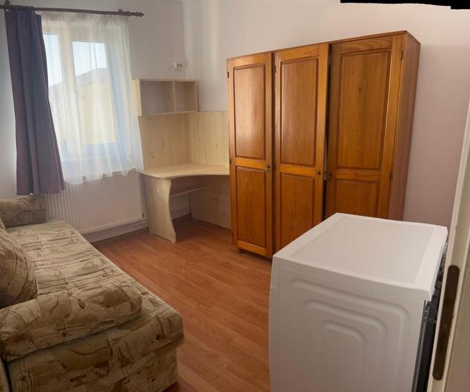 Apartament 2 camere, cu balcon, beci si loc de parcare, situat in zona Noua - 4