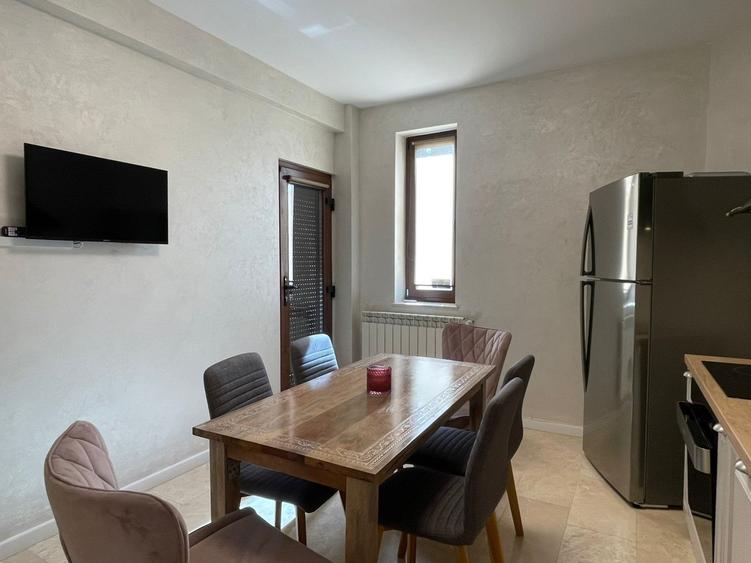 Faleza Nord - Universitate, Vila D+P+2 langa plaja, mobilata si utilata lux - 22