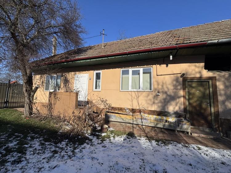 Casa individuala de vanzare – loc. Vad, jud. Brasov - teren 1702 mp - 2