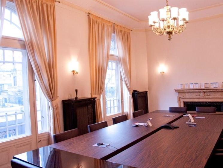 Vila cu arhitectura Dacia - 7