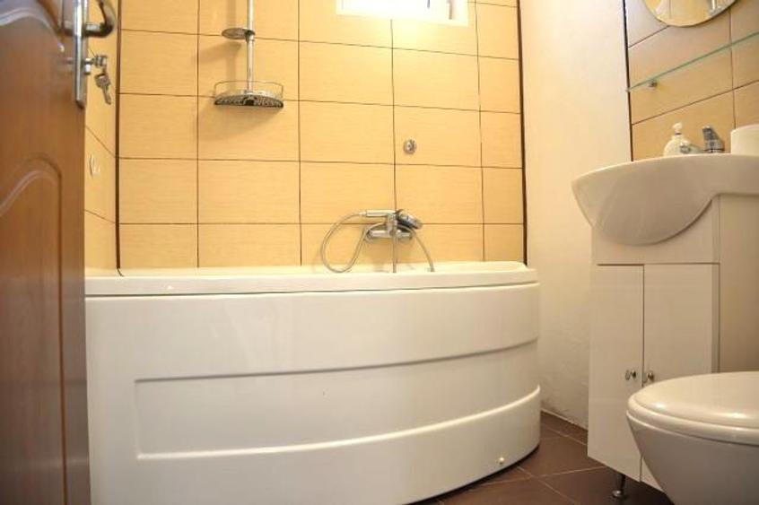 Renovat mobilat - Aleea Trandafirilor. Vanzare apart 2 cam in Targoviste. - 11