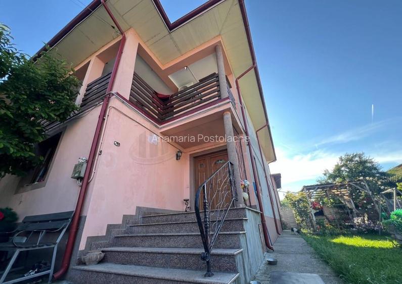 Casa 4 camere cu teren 320 mp