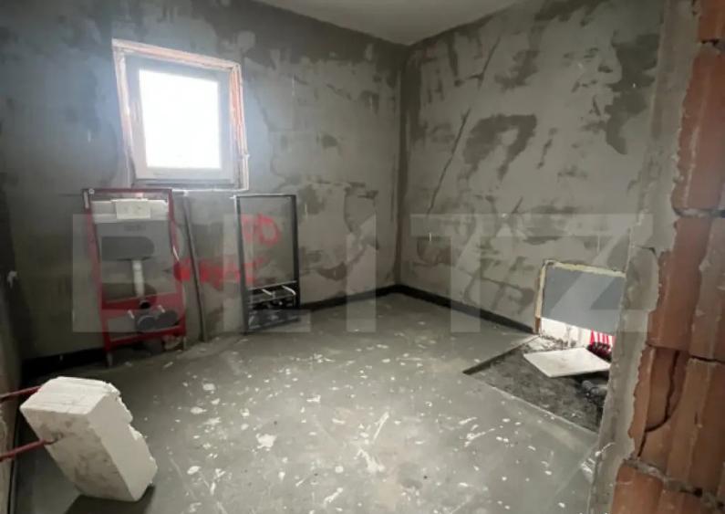 Duplex 4 camere, zona Logos Bistrita, acces in curte din 2 f - 4