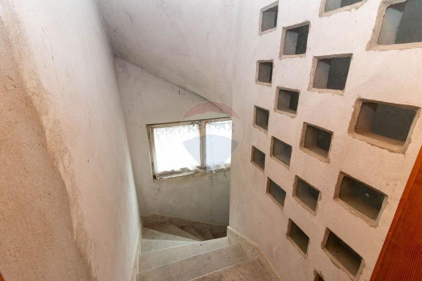 Casa / Vila cu 7 camere de vanzare in zona Centrala Aleea Grivitei - 15