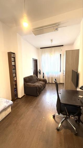 Piata Romana - Caderea Bastiliei garsoniera mobilata si utilata etaj 2 - 3