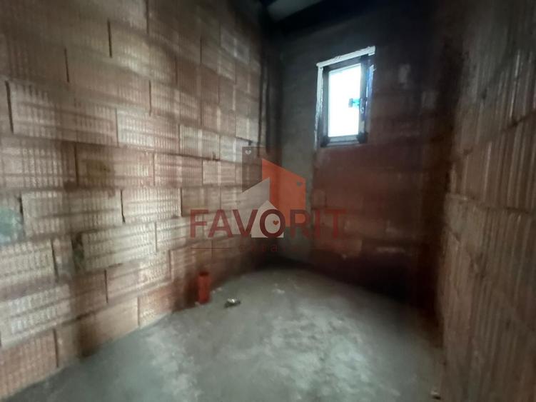 Duplex | Parter + Etaj | Toate utilitatile | Curte generoasa | Garaj | - 8