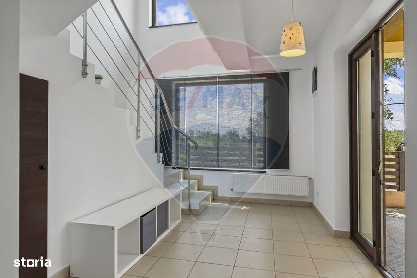 Casa individuala spa?ioasa 6 camere, cu gradina de 572 mp in Gulia - 15