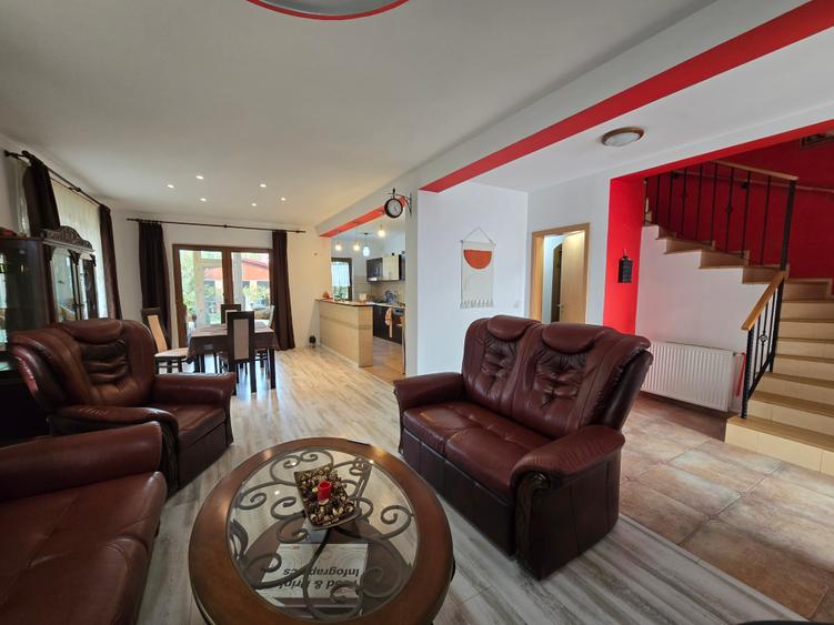 O casa spatioasa  cu 5 camere in Cartier Europa - 21