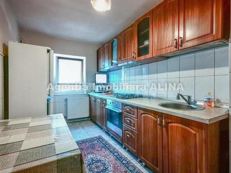 Ap. 3 camere LA CHEIE in Deva, zona Marasti, 64 mp, decomandat, etaj 4, mobilat si utilat. Ap. 3 camere LA CHEIE in Deva, zona Marasti, 64 mp, decomandat, etaj 4, mobilat si utilat.