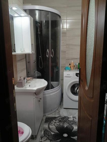Vand Garsoniera in Scornice?ti - 9