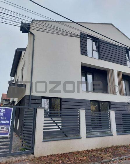 Casa spa?ioasa cu terasa ?i loc de parcare Milit... - 2