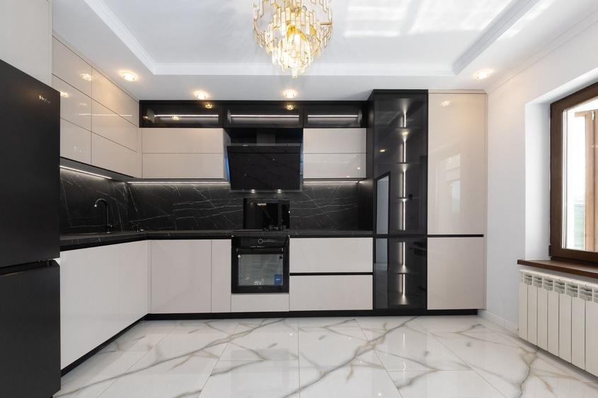 Casa 6 dormitoare+4 bai -1500 mp teren-Sacele - 3