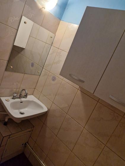 Garsoniera 21 mp - zona CET - 32.000 euro negociabil (Cod E8) - 6