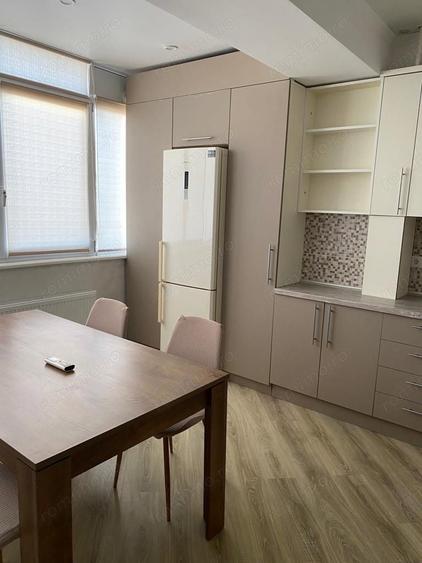 garsoniera in zona Aviatorilor aproape de metrou - 1