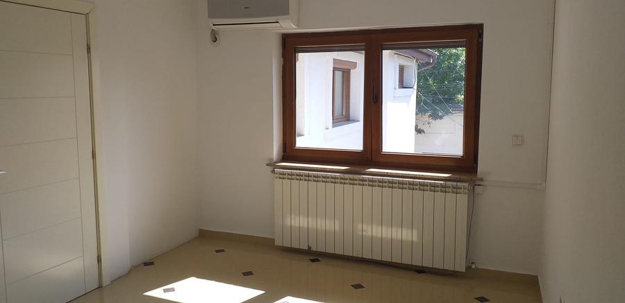 Imobil ideal investitie, resedinta, cabinete. Libera. - 4