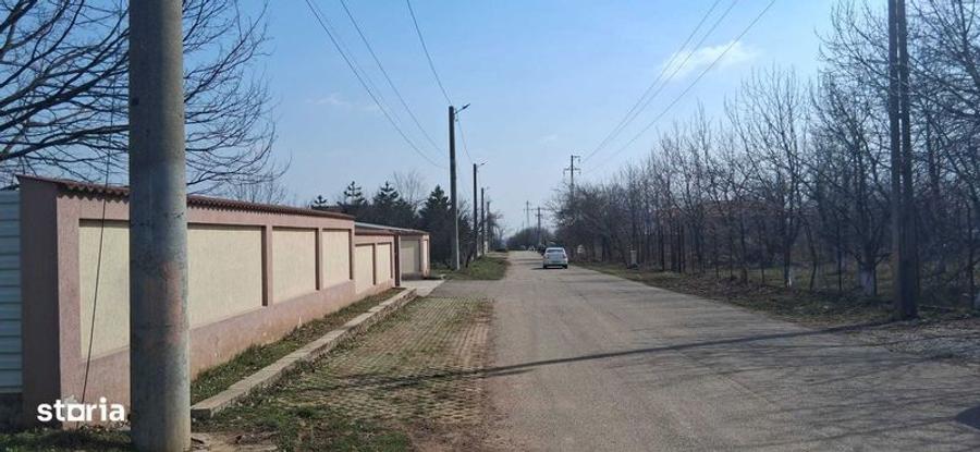 Teren intravilan 3.084 mp zona Ciresi - 4