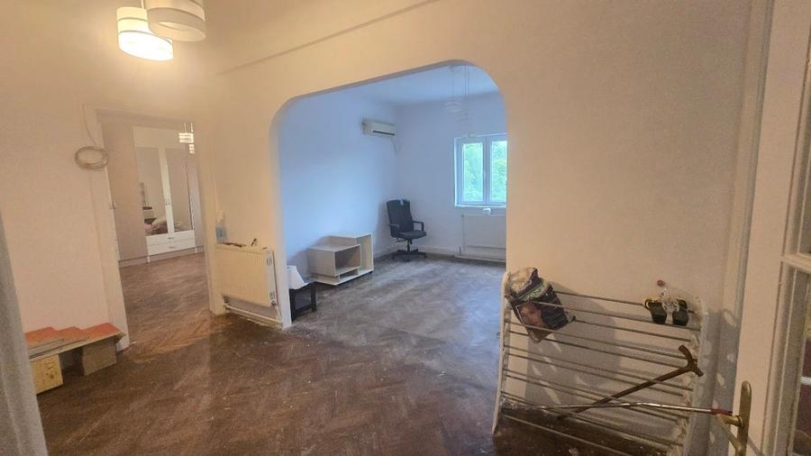 apartament cu 3 camere + 2 boxe + terasa 20 MP  Bd. Regina Maria nr. 50 - 2