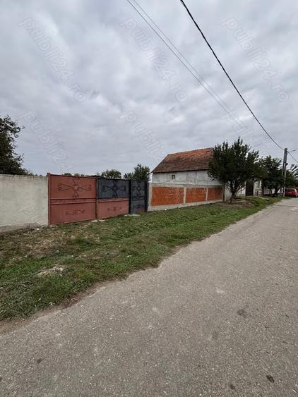 De vanzare casa in Cociuba Mare, jud Bihor, toate utilita?ile la poarta, inclusiv gaz - 3
