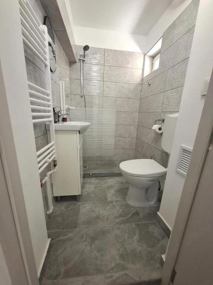 Vand apartament cu 2 camere decomandat - 6