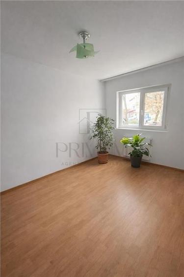 SIMION BARNIUTIU |3 CAM |PARTER INALT |CENTRALA |BOXA | ZONA EXCELENTA - 3