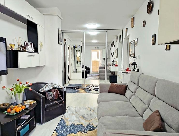 Nicolina-prima statie, 3 camere mobilat&utilat, renovat, spatiu verde exterior - 2