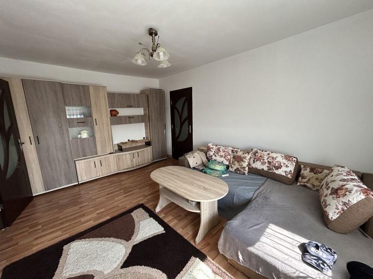 3 camere | 68 mp | 2 bai, 2 balcoane | Zona Liceul D. Tudor - 2