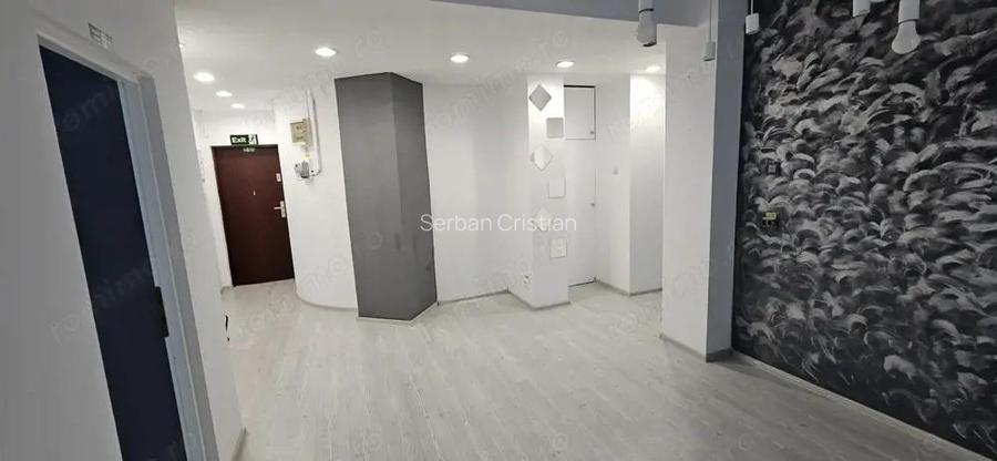 Carol spatiul de birouri Carol spatiul de birouri