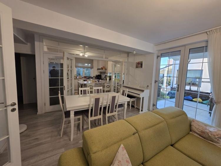 VILA DE VINZARE IN PALADIN RESIDENCE CORBEANCA - 1