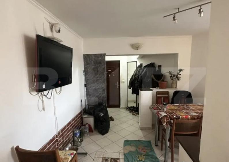Apartament cu 3 camere, 84 mp, zona Micro 16 - 5