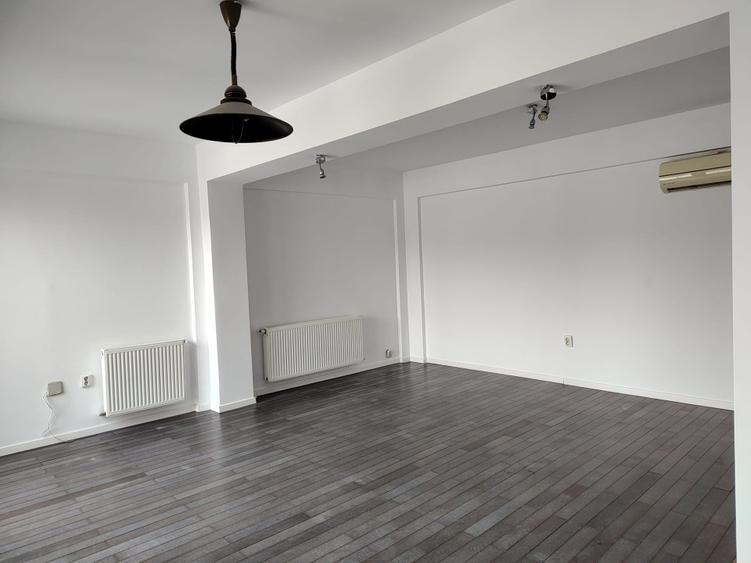 Birouri / After school -  Crangasi – Regie Vila  7 camere, Curte 120mp. Parcare  - 14