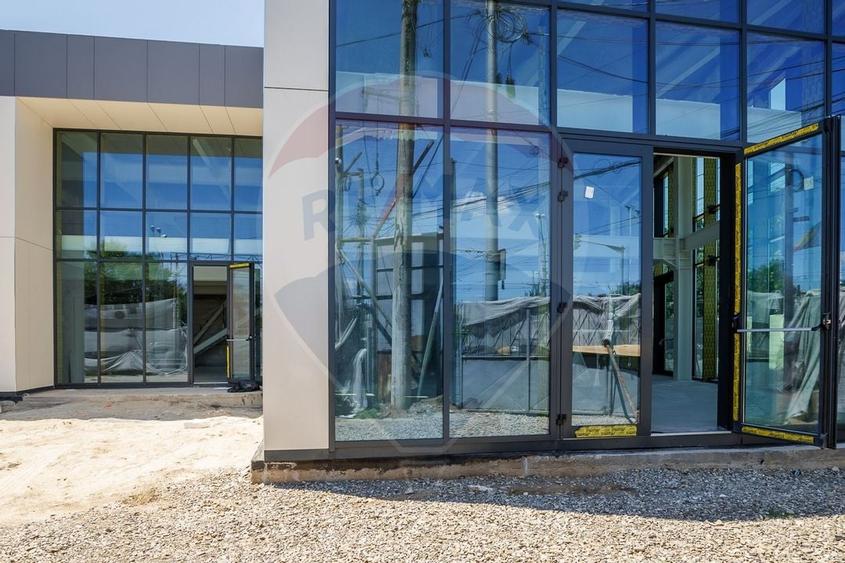 Închiriere spațiu comercial Cotroceni – vitrină 25 m și mezanin - 10