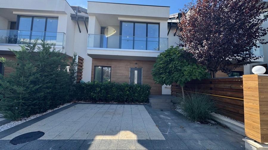 REV2005252 Vile Exclusiviste I 5 Dormitoare I Langa Lac l Complex Rezidential - 1